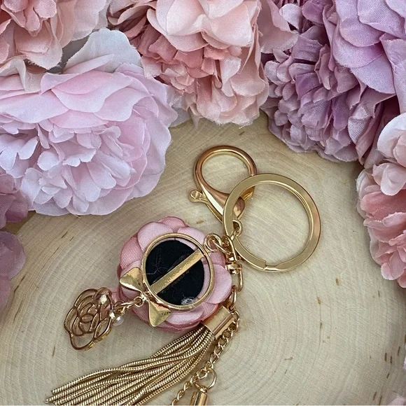 Pink Flower Gold Fringe Pearl Keychain Charm - Picture 11 of 13